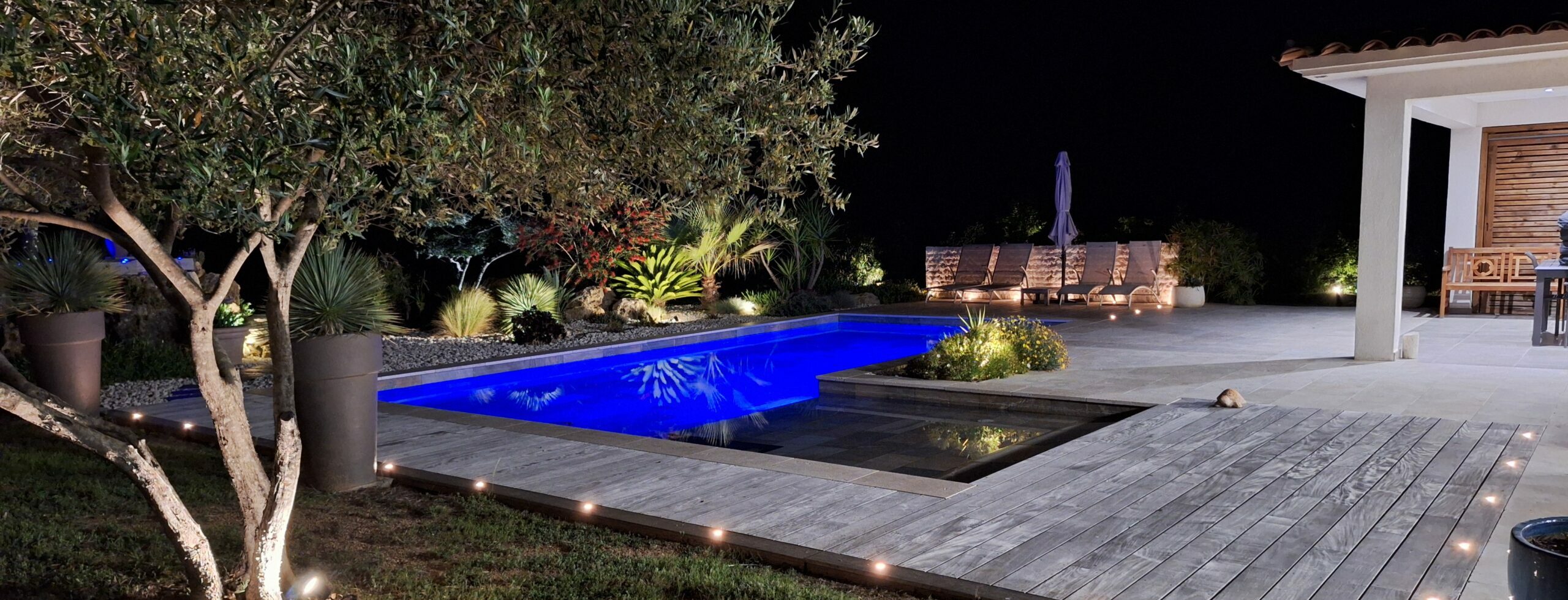 La piscine de nuit